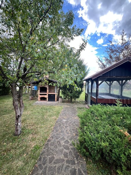 Prahova, casa mare P+1+M- 193 mp construiti, teren 1599 mp, in Brebu