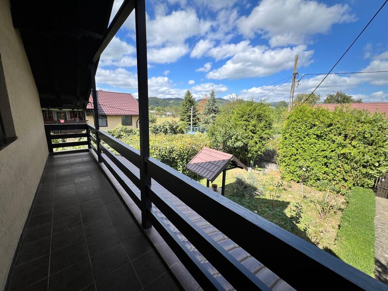 Prahova, casa mare P+1+M- 193 mp construiti, teren 1599 mp, in Brebu