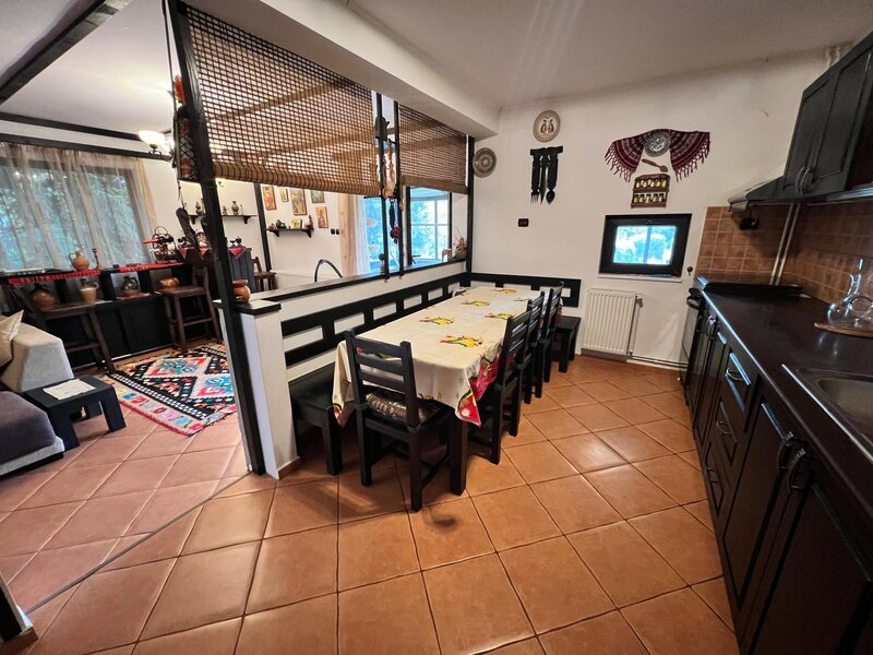 Brebu- Prahova, casa si teren de 1600 mp,