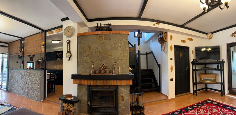Brebu- Prahova, casa si teren de 1600 mp,
